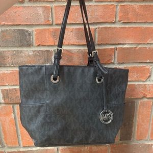 Michael Kors Signature Monogram